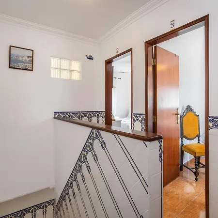 Πανσιόν Carepa -nazare, Steps From The 3*