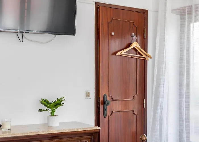 Carepa -nazare, Steps From The בית הארחה נאזרה