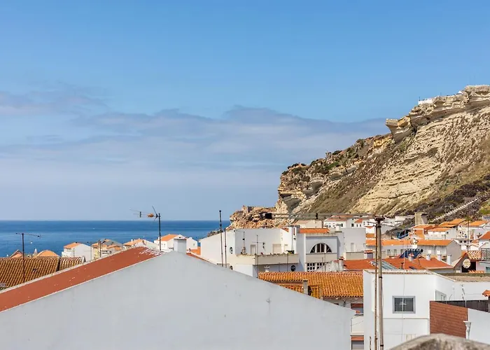 Carepa -nazare, Steps From The בית הארחה נאזרה