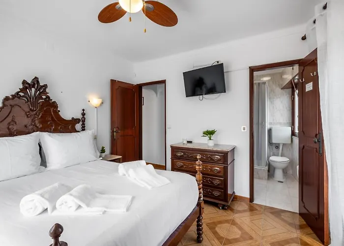 בית הארחה Carepa -nazare, Steps From The נאזרה