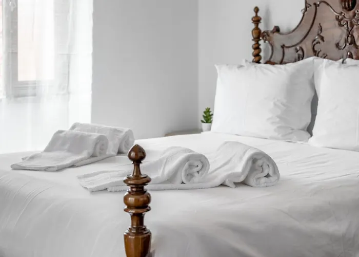 Carepa -nazare, Steps From The נאזרה