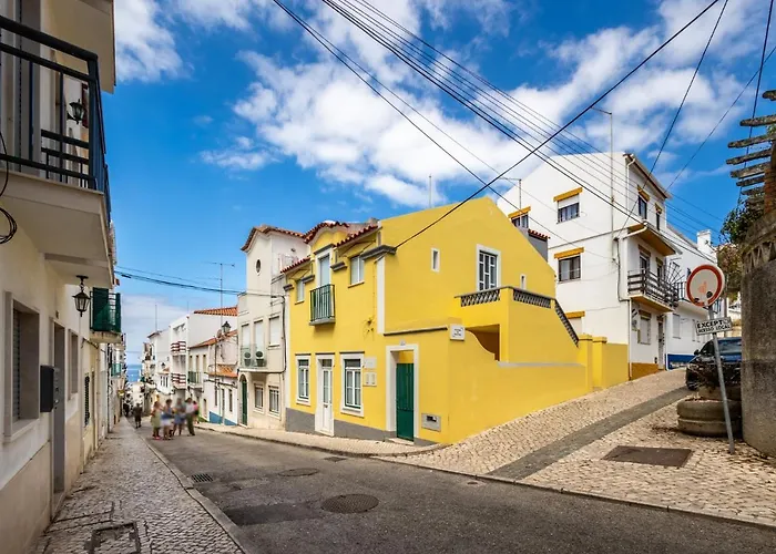 Carepa -nazare, Steps From The בית הארחה נאזרה